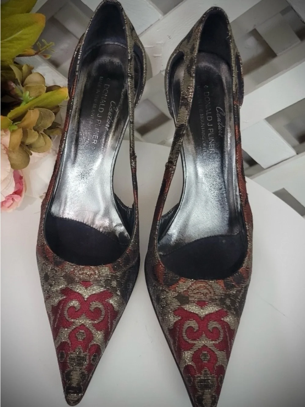 Couture Donald J. Pliner Coda Jacquard Tapestry Pointed-Toe Luxury Heels - Picture 4 of 6